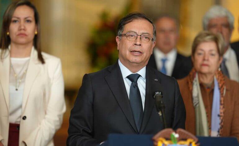 Petro confirmó la salida de Ocampo y otros seis ministros