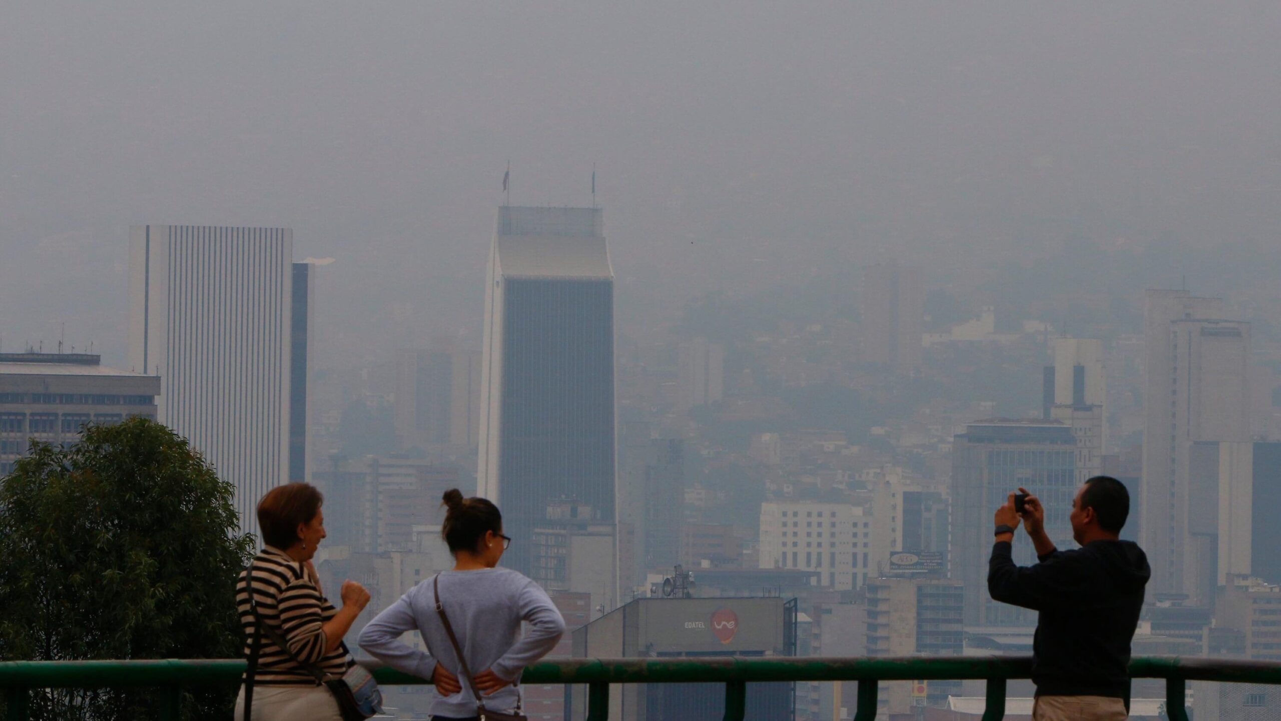 ¡Atención!: decretan alerta ambiental en Medellín por el deterioro en la calidad del aire