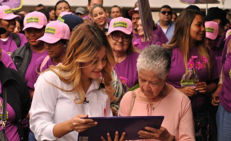 Andree Uribe inscribió su movimiento «Merecemos +» con miras a ser alcaldesa de Medellín