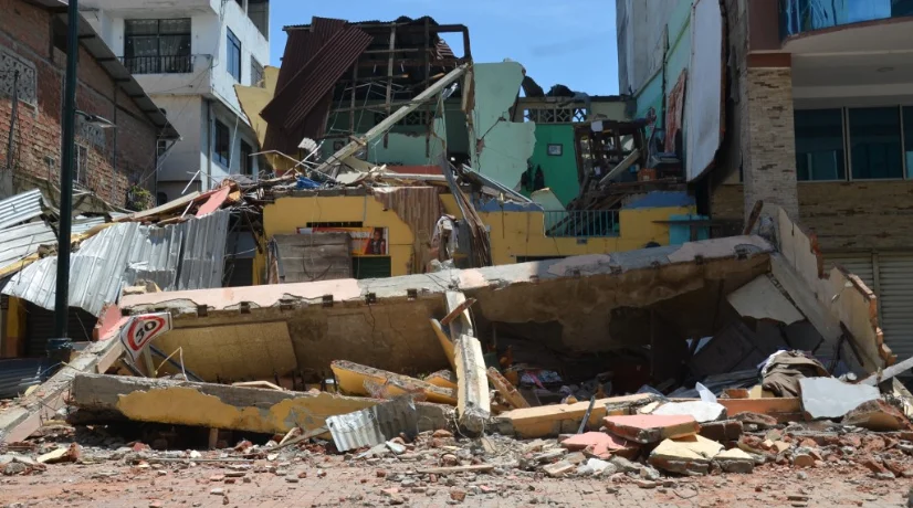 Terremoto en Ecuador dejó, al menos, 12 muertos