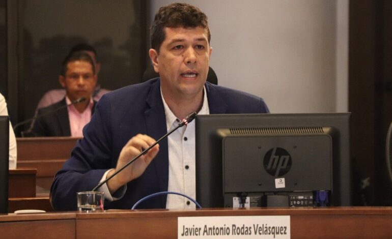 Javier Rodas, ficha fuerte del CD para llegar al concejo de Medellín