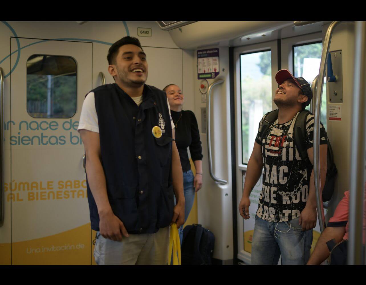 Campaña en el metro para fortalecer la salud mental y el autocuidado