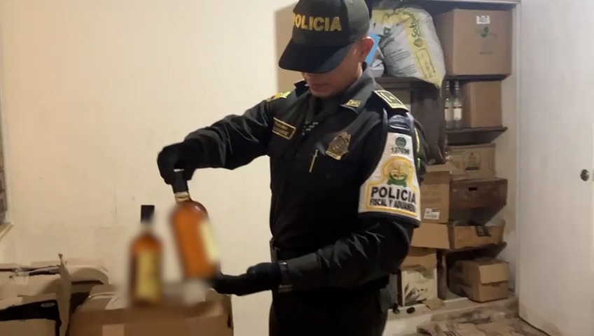 Policía Antioquia desarticuló red dedicacada al contrabando y falsificación de licores