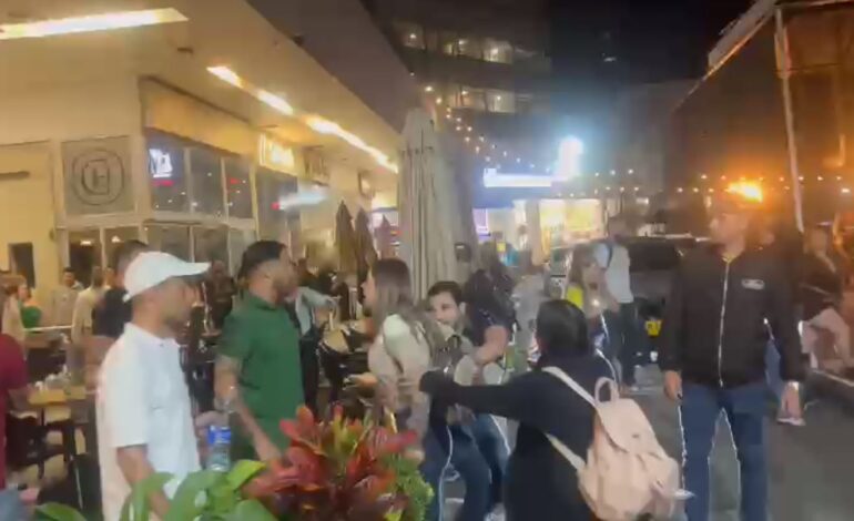 Grave pelea en mall comercial de El Poblado en el que se vieron implicados allegados de Corredor
