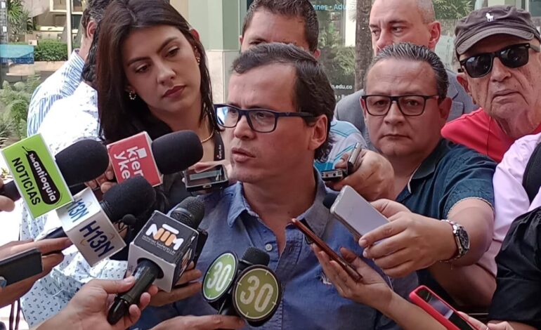 «Hueco fiscal de Medellín ya llega a 2,8 billones» Comité empalme Fico