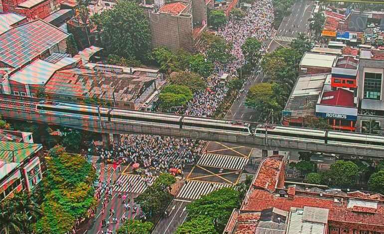 Más de 35.000 personas marcharon contra el mandato de Gustavo Petro en Antioquia