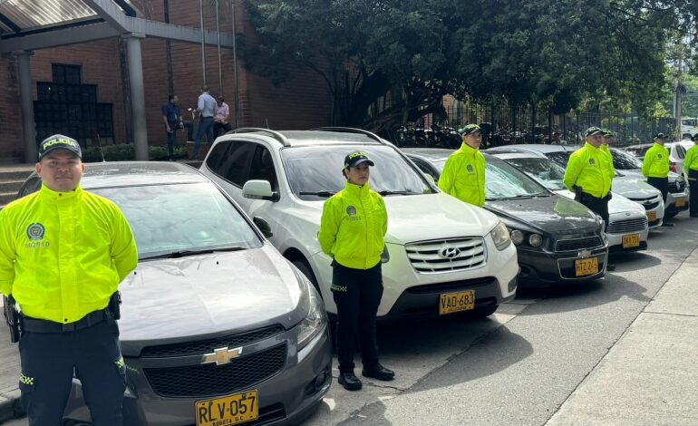 Encontraron en Medellín 10 de los carros robados en la gran estafa de concesionario en Bogotá