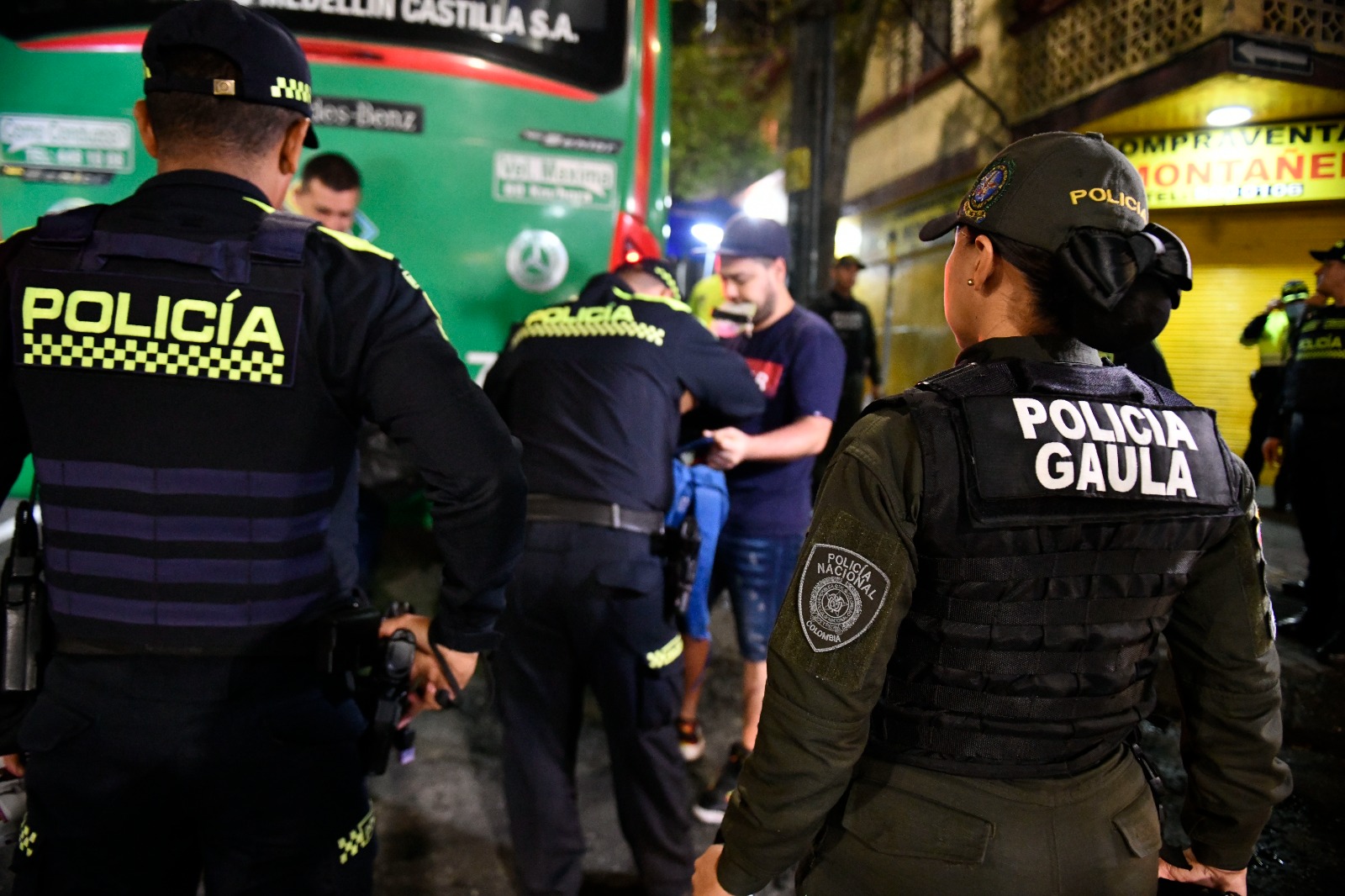 Con «avispa» y «guitarra», Policía y Alcaldía se tomaron seis comunas de Medellín para evitar la explotación sexual y otros delitos