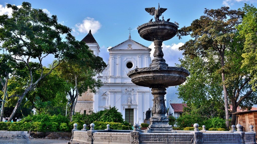 Santa Fe de Antioquia, un tesoro colonial en las montañas de Colombia