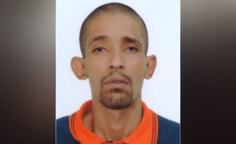 Pagará condena en la tumba: ya estaba muerto hombre que condenaron por matar a un habitante de calle