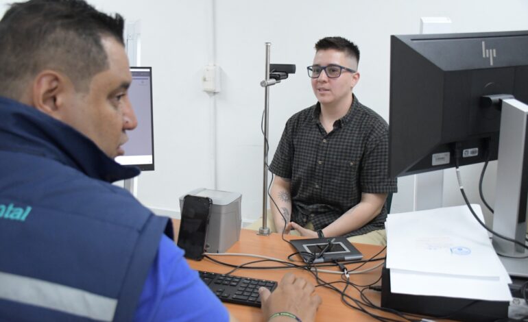 En Medellín, 19 personas trans y no binarias recibieron sus nuevos documentos, con cambio de identidad y género