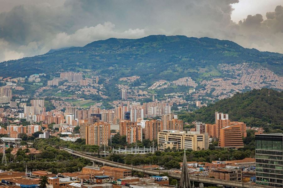 Envigado y el Valle de Aburrá avanzan con la Encuesta de Calidad de Vida 2025