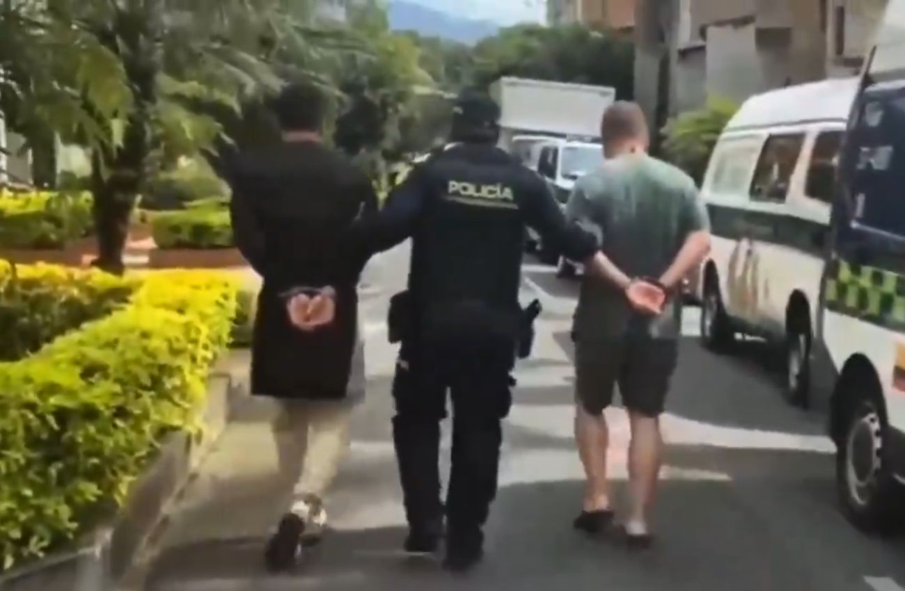 Polémica por captura y posterior liberación de un gringo y un colombiano que denunciaron un robo y fueron detenidos por explotación sexual