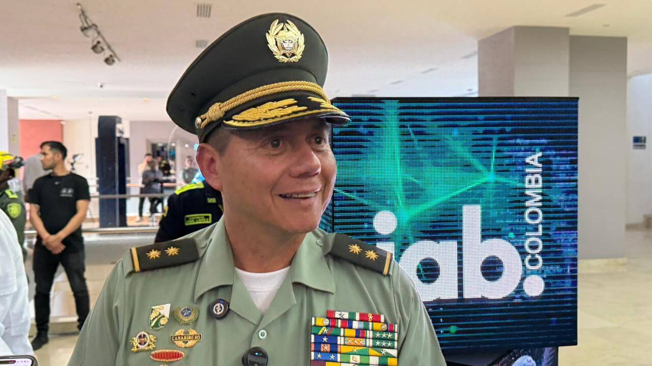 Nuevo director de la Policía Nacional inicia en Medellín su plan para fortalecer la seguridad