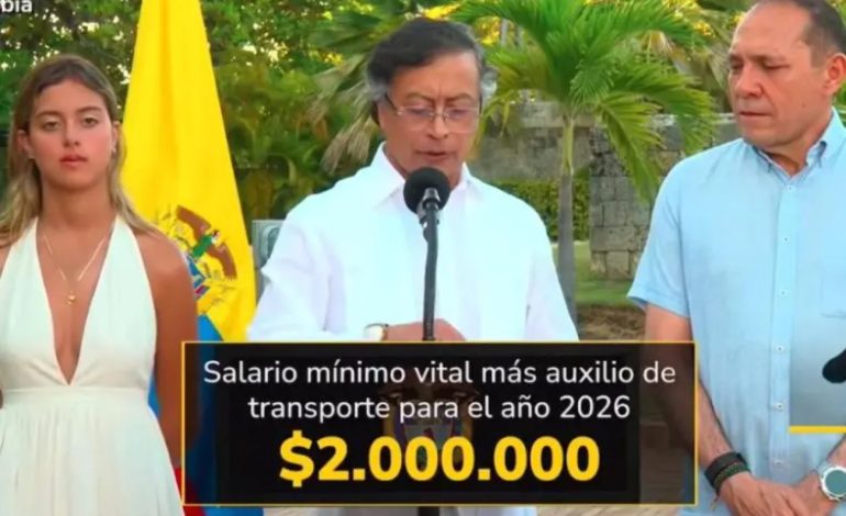 El Salario Mínimo para 2026 quedó en los 2 millones de pesos, anunció Petro