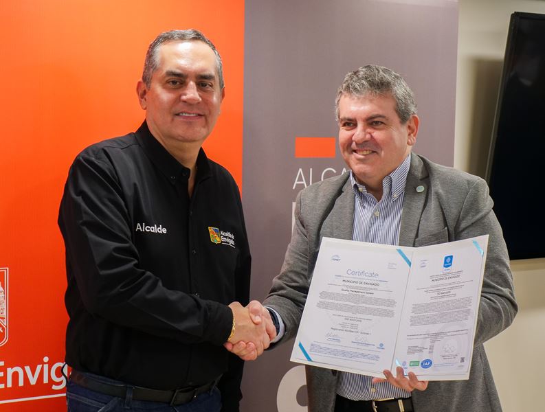 La calidad no se improvisa: Envigado recibió ocho certificados por parte de Icontec