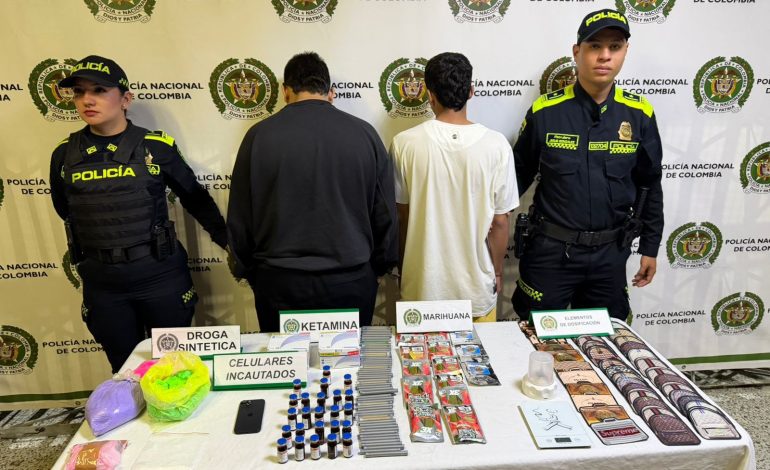 Capturaron a un mexicano y otra persona por presunta venta a drogas a domicilio en Envigado