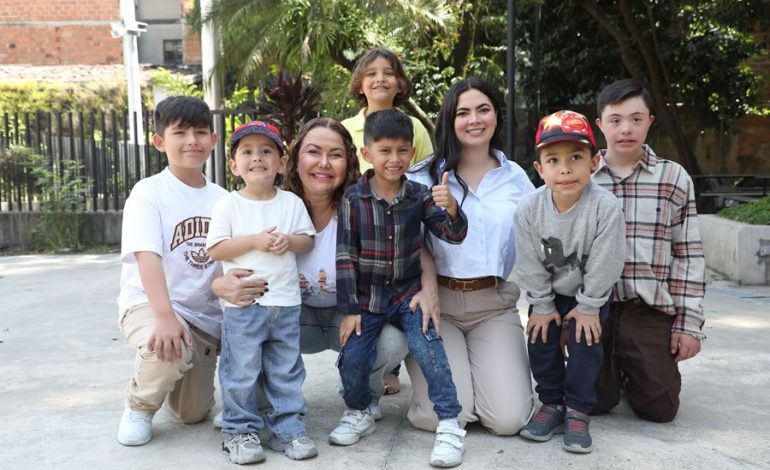 Envigado celebra el Mes de la Niñez 2026 con una agenda llena de juego y familia