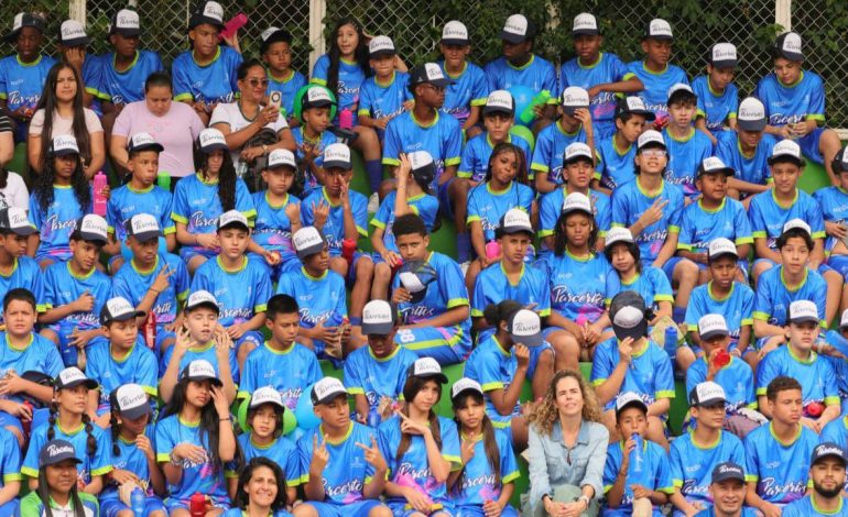 Programa Parceritos fortalece entornos escolares y beneficia a más de 800 estudiantes en Medellín