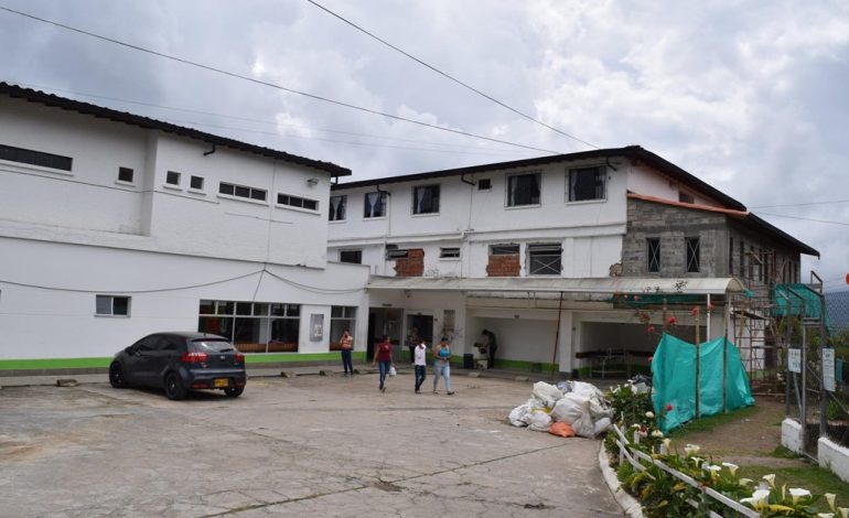 A una mujer le inyectaron un antiácido en el hospital de Yarumal, Antioquia, y la tienen en condición crítica