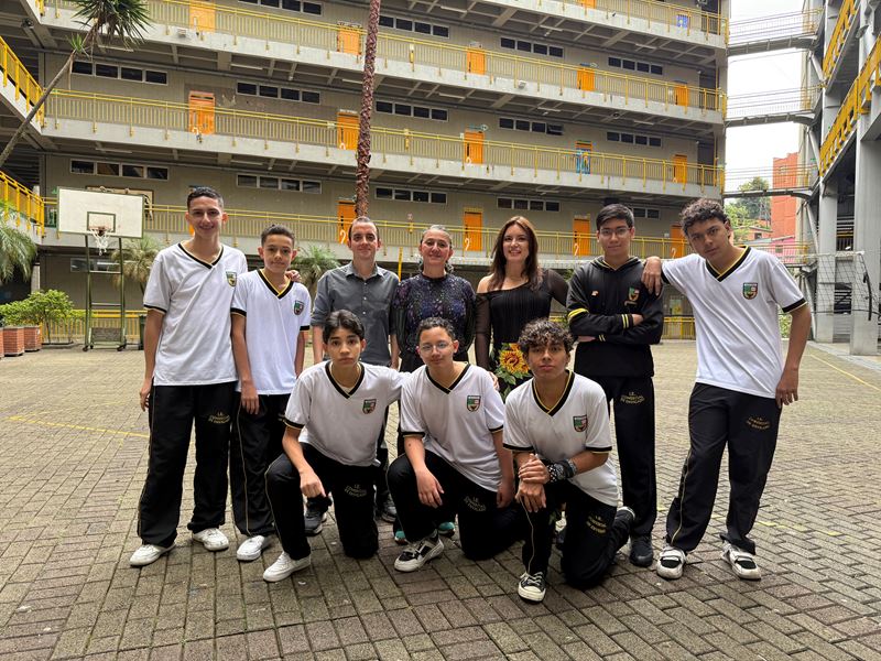 I. E. Comercial de Envigado se posiciona entre las 10 instituciones educativas más innovadoras del mundo