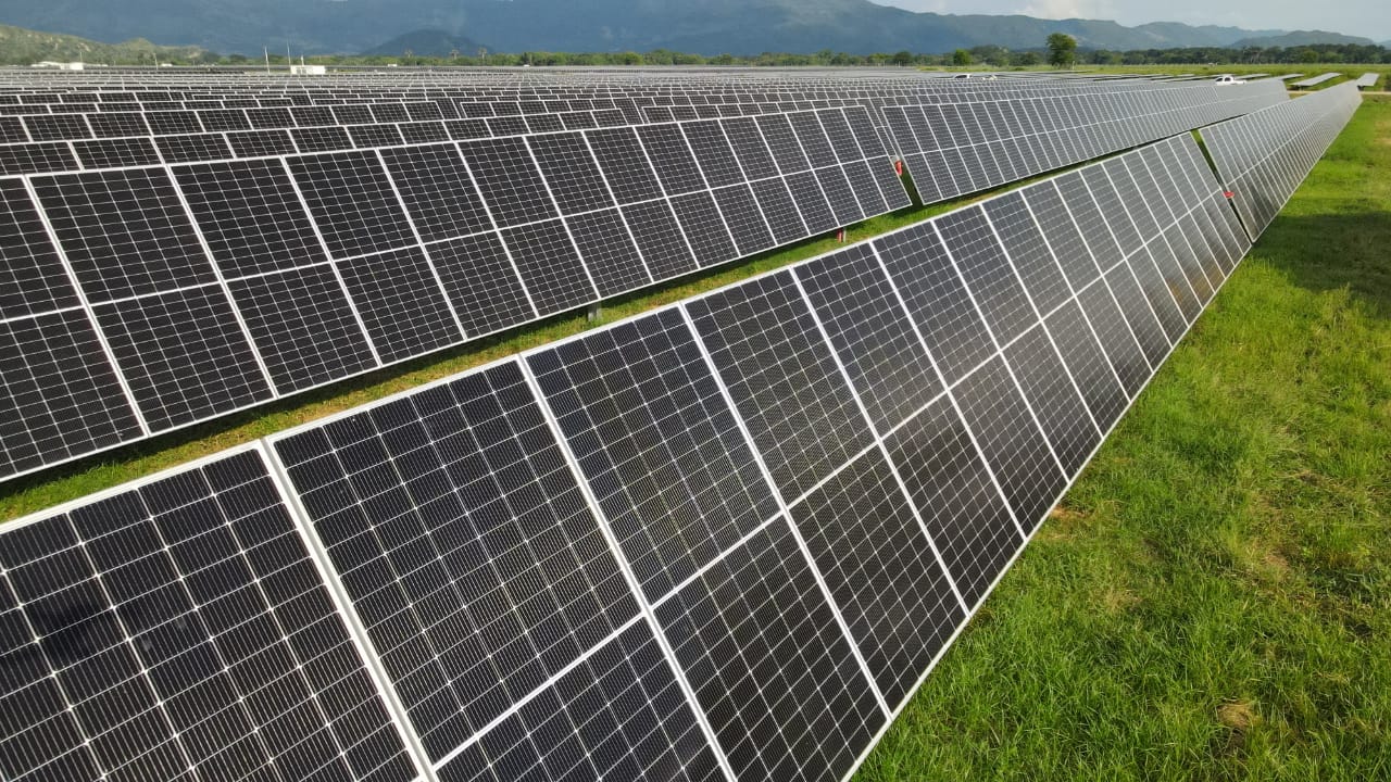 Parque Solar Tepuy de EPM recibe certificación ISO por sus procesos de operación y mantenimiento