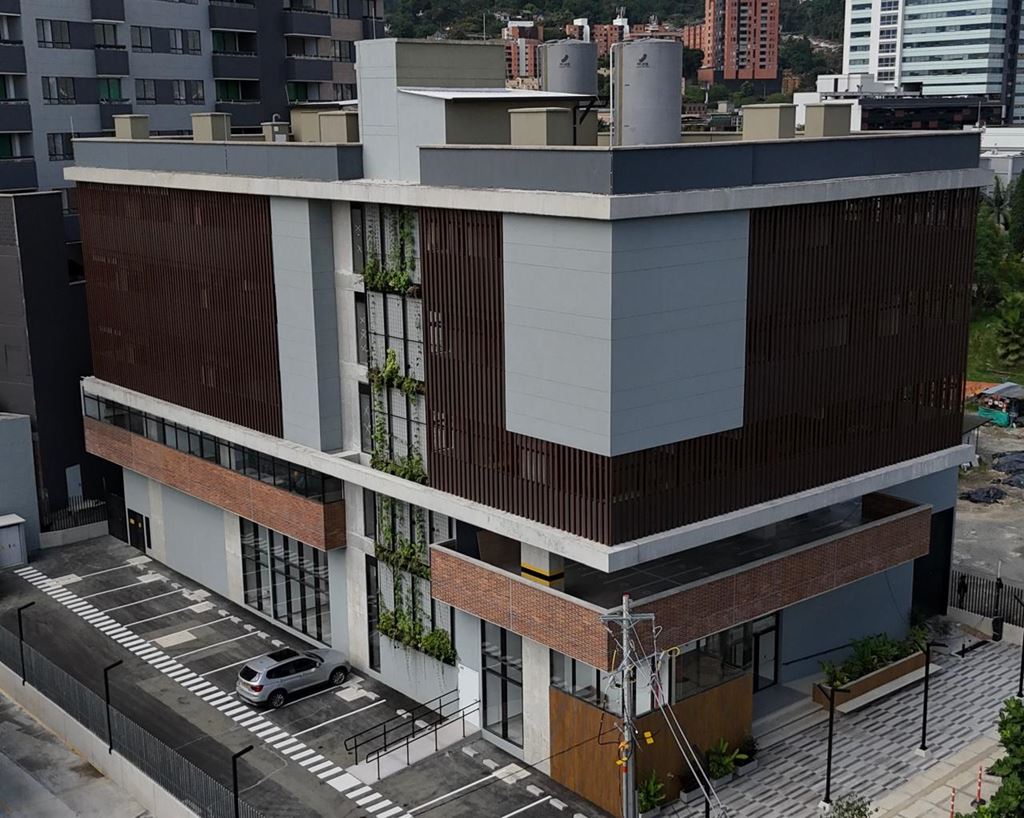 Envigado estrena una moderna sede de Movilidad tras millonaria inversión