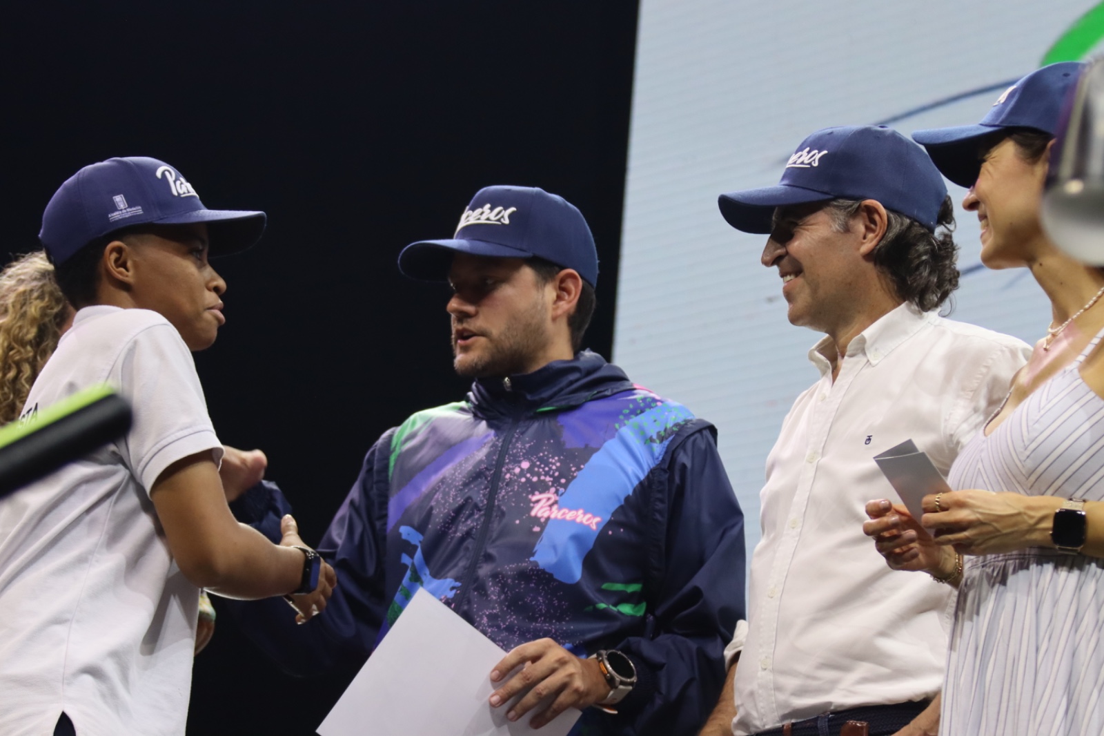 Más de 2.800 jóvenes se graduaron de Parceros, la estrategia de Medellín para alejarlos de la criminalidad