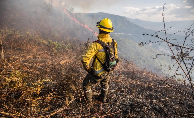 Incendios forestales en Medellín aumentan y activan alerta