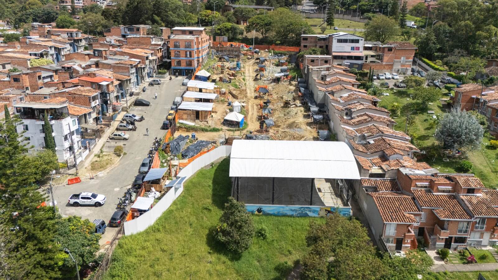Megacolegios y escenarios culturales renovarán a Robledo
