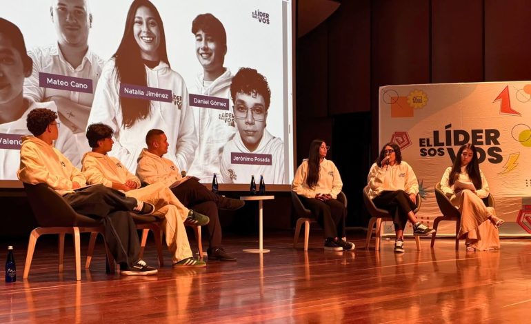 370 jóvenes fortalecen el liderazgo escolar en Medellín