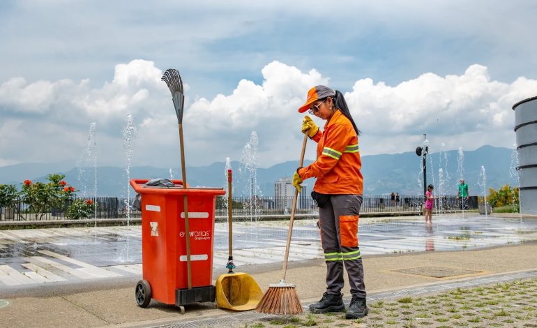 Medellín ajustó 33 rutas de barrido en seis meses
