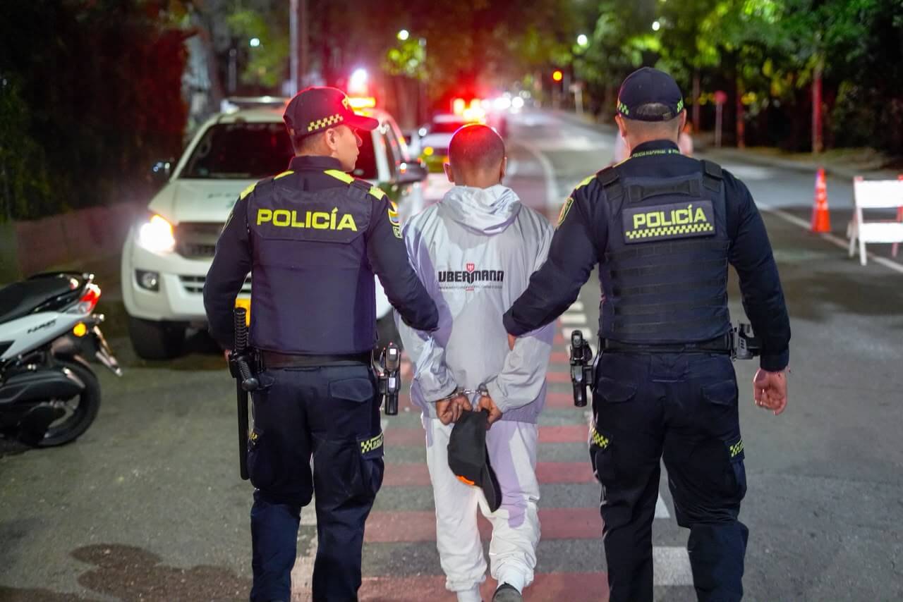 Comando situacional deja 17 comparendos y cuatro capturas en Envigado
