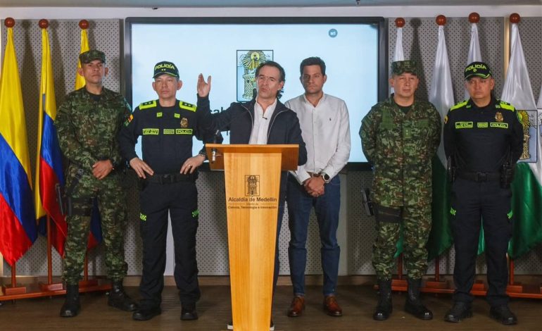 Medellín sacude a las estructuras criminales con 97 capturas y 98 deportaciones