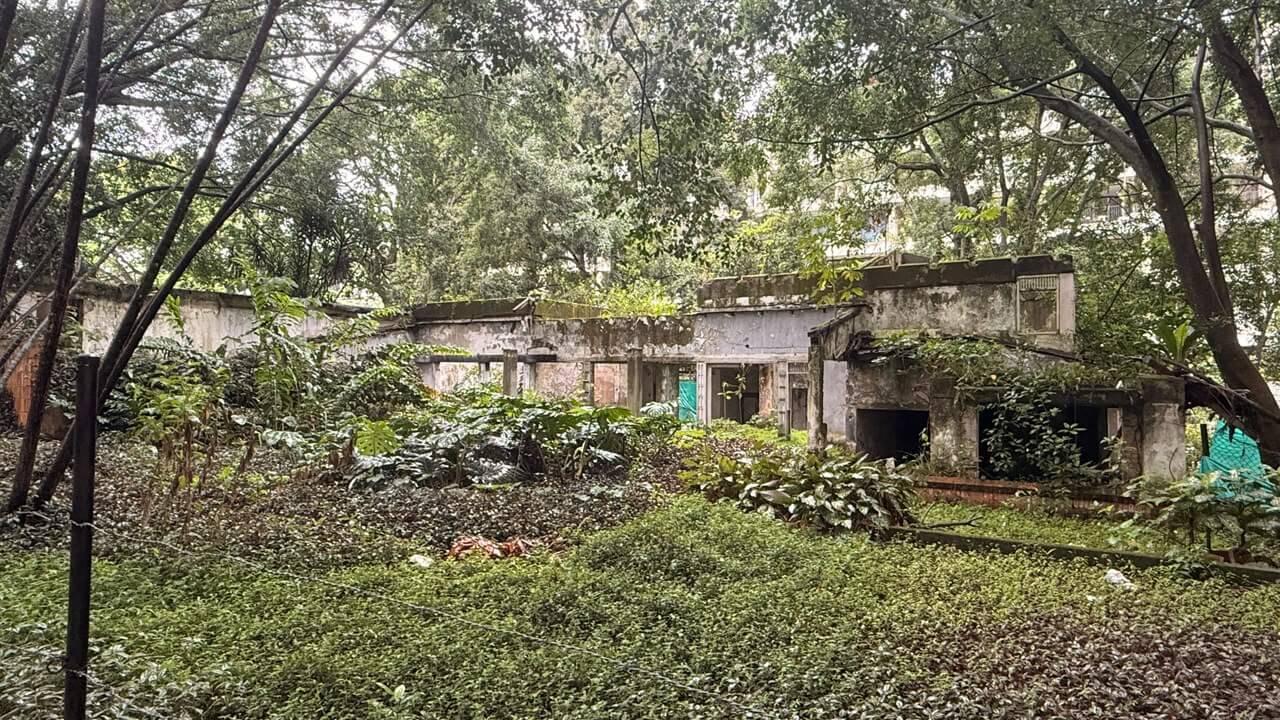 Demuelen la casa de Pablo Escobar donde reportaron rituales satánicos