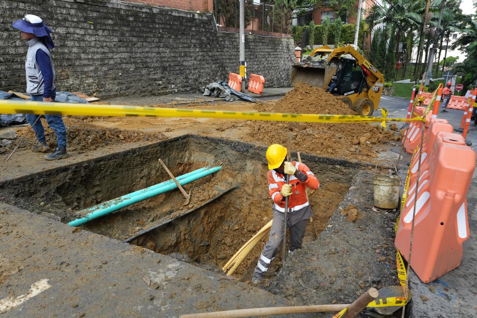 Medellín avanza en redes subterráneas en El Poblado